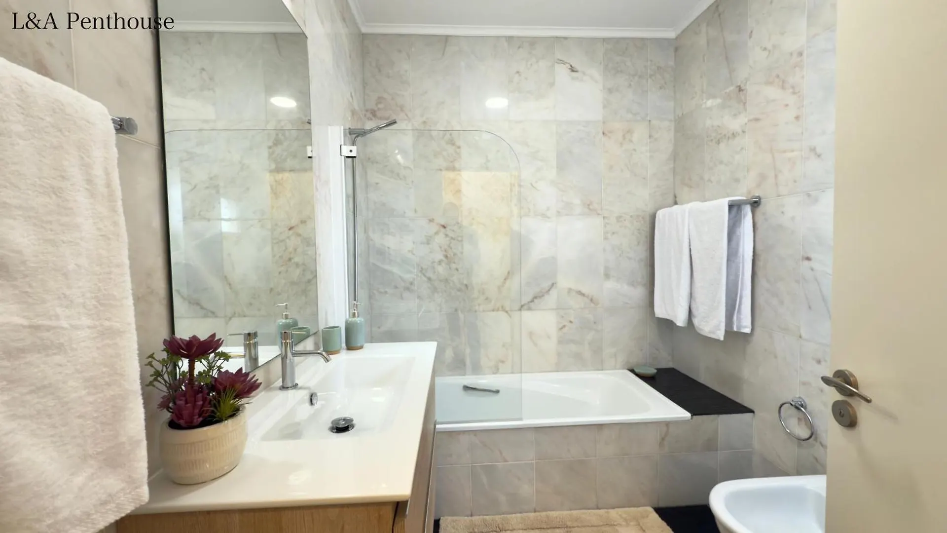 Apartmán Penthouse L&A Prainha With Sea View, 2 Terraces Alvor